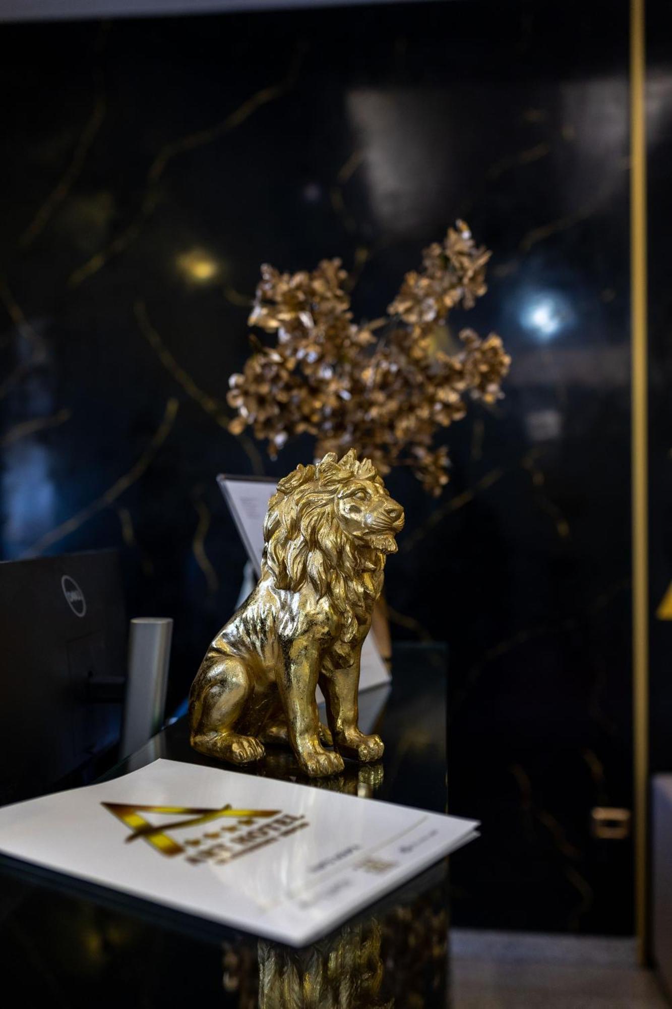 Art Hotel Славонски-Брод Экстерьер фото